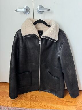 Mango Women’s Heavy Black Winter Coat with Cream Sherpa Collar, barely worn